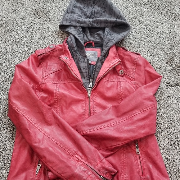 Buckle jacket - Picture 3 of 3